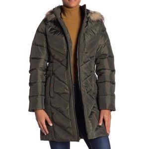 Larry Levine Down/Feather Hood Coat